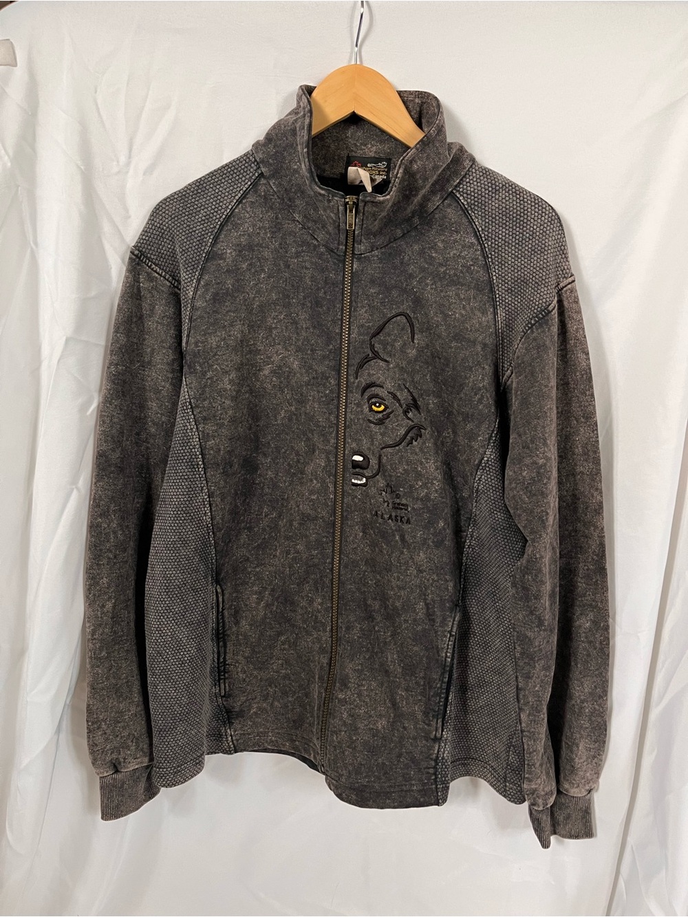 Men's Charcoal Zip-Up Sweater with Wolf Embroidery